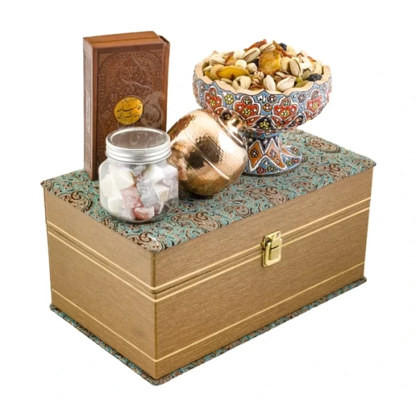 محتویات-گنجینه-اصیل-یلدا-ارمغانی-فاخر-همراه-با-دیوانِ-دل